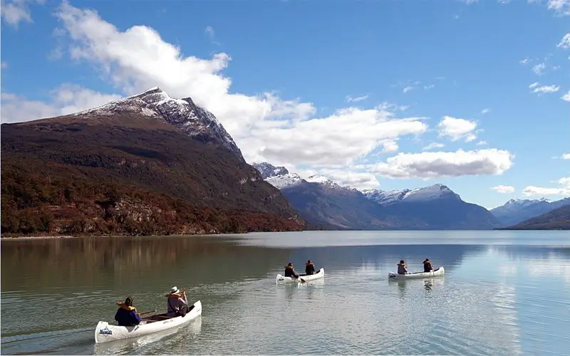 Parque Nacional con canoas